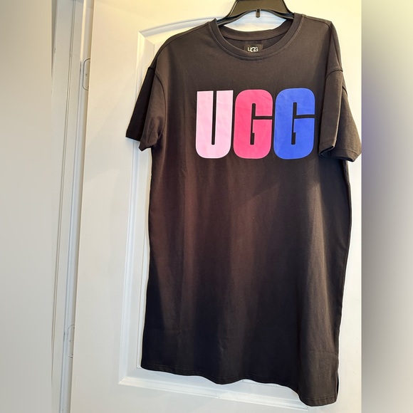NWT! UGG T-SHIRT DRESS - Picture 1 of 5